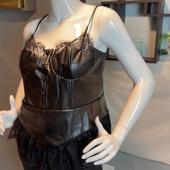 Faux Leather with ruffle lace Trim Top Black Size M Ref100 - Picture 6 of 8